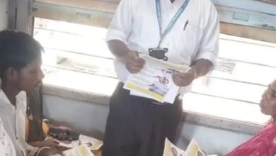 मालदा मंडल में ‘स्वच्छता ही सेवा-2026’ अभियान, स्टेशनों पर यात्रियों को किया जागरूक मालदा मंडल में ‘स्वच्छता ही सेवा-2026’ अभियान, स्टेशनों पर यात्रियों को किया जागरूक