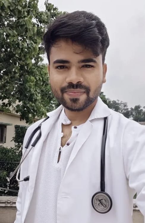 NEET-PG में लिट्टीपाड़ा के शिवम कुमार की शानदार सफलता, देशभर में 248वीं रैंक NEET-PG में लिट्टीपाड़ा के शिवम कुमार की शानदार सफलता, देशभर में 248वीं रैंक