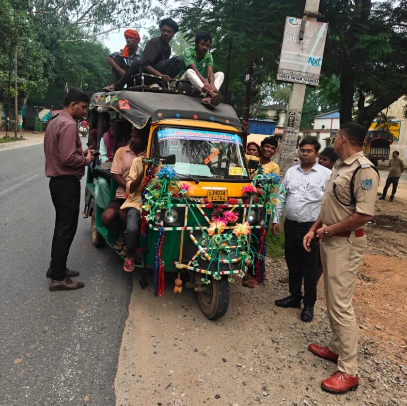 सड़क दुर्घटनाओं की रोकथाम को लेकर 48 वाहनों की जांच, 50,500 रुपये का ई-चालान सड़क दुर्घटनाओं की रोकथाम को लेकर 48 वाहनों की जांच, 50,500 रुपये का ई-चालान