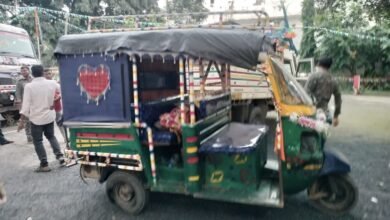 लिट्टीपाड़ा में तेज रफ्तार टेम्पो पलटा, 14 वर्षीय छात्रा की मौत लिट्टीपाड़ा में तेज रफ्तार टेम्पो पलटा, 14 वर्षीय छात्रा की मौत