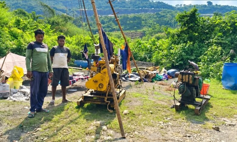 साहिबगंज फोरलेन के 2 किमी टनल की तैयारी शुरू, चार जगह होगी मिट्टी की जांच साहिबगंज फोरलेन के 2 किमी टनल की तैयारी शुरू, चार जगह होगी मिट्टी की जांच