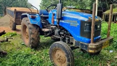 महेशपुर में अवैध बालू परिवहन पर कार्रवाई, बालू लदा ट्रैक्टर जब्त