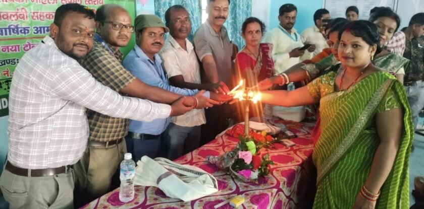 बडतल्ला में आजीविका महिला समिति की वार्षिक आमसभा, 299 स्वयं सहायता समूह जुड़े बडतल्ला में आजीविका महिला समिति की वार्षिक आमसभा, 299 स्वयं सहायता समूह जुड़े