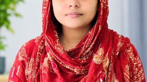 pakud news:10 साल की उम्र में पिता,14 में मां को खोया,अब शिक्षक बनने का सपना देख रही आशिफा