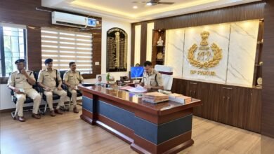 दुर्गा पूजा में सुरक्षा को लेकर पाकुड़ पुलिस अलर्ट, ड्रोन से होगी संवेदनशील इलाकों की निगरानी दुर्गा पूजा में सुरक्षा को लेकर पाकुड़ पुलिस अलर्ट, ड्रोन से होगी संवेदनशील इलाकों की निगरानी
