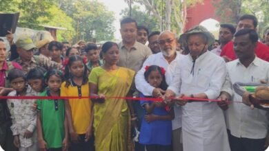 बेतला पार्क खुलते ही लौटने लगी रौनक, स्थानीय कारोबार को बढ़ी उम्मीद बेतला पार्क खुलते ही लौटने लगी रौनक, स्थानीय कारोबार को बढ़ी उम्मीद