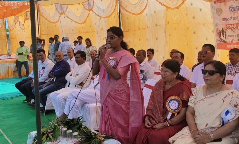 घाघरा से चिंगरी तक दौड़ा जुनून, 28 किमी विकास मैराथन में उमड़ा जनसैलाब