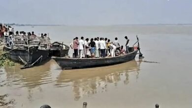 गंगा में नहाने उतरा 18 वर्षीय अरबाज गहरे पानी में समाया; तलाश में जुटे गोताखोर,घाट पर मचा कोहराम।