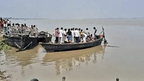 गंगा में नहाने उतरा 18 वर्षीय अरबाज गहरे पानी में समाया; तलाश में जुटे गोताखोर,घाट पर मचा कोहराम।