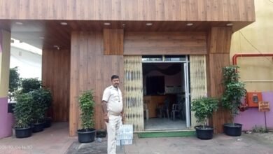 पाकुड़ में डेरा डाले मालदा जिला परिषद के 26 सदस्य, अध्यक्ष-उपाध्यक्ष चुनाव से पहले सियासी सरगर्मी तेज पाकुड़ में डेरा डाले मालदा जिला परिषद के 26 सदस्य, अध्यक्ष-उपाध्यक्ष चुनाव से पहले सियासी सरगर्मी तेज