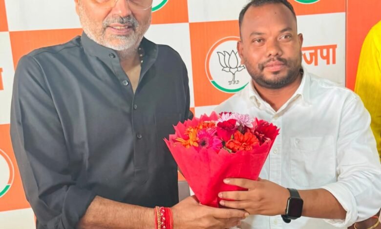 सड़क-शिक्षा-स्वास्थ्य से लेकर पेयजल तक के मुद्दे उठे, संगठन को बूथ स्तर पर धार देने पर भी मंथन सड़क-शिक्षा-स्वास्थ्य से लेकर पेयजल तक के मुद्दे उठे, संगठन को बूथ स्तर पर धार देने पर भी मंथन