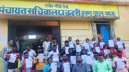 चुंदरी में ड्राइविंग लाइसेंस महाभियान: 55 को लर्निंग, 4 को स्थायी लाइसेंस मिला,स्कूल में चला जागरूकता अभियान