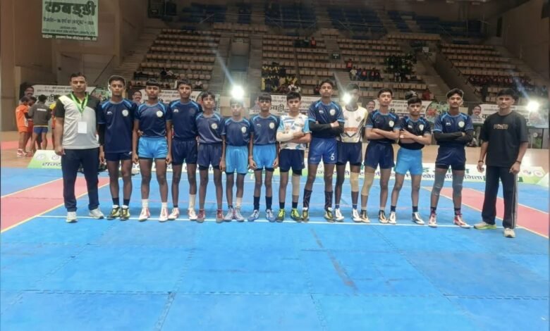 अंडर-17 कबड्डी में पाकुड़ का दमदार आगाज, बालक-बालिका दोनों टीमों ने क्वार्टर फाइनल में बनाई जगह अंडर-17 कबड्डी में पाकुड़ का दमदार आगाज, बालक-बालिका दोनों टीमों ने क्वार्टर फाइनल में बनाई जगह