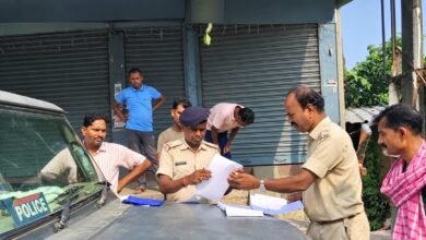 पतना चौक पर शराब दुकान के पास मिला युवक का शव, पहचान नहीं पतना चौक पर शराब दुकान के पास मिला युवक का शव, पहचान नहीं