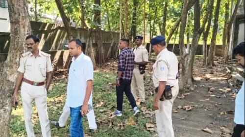 Sahibganj News:थाने से महज 500 मीटर दूर बिजली कार्यालय में चोरी, CCTV में कैद हुए दो संदिग्ध