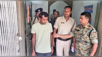 West Bengal:समशेरगंज पुलिस की कार्रवाई, फेसबुक पोस्ट में इस्तेमाल मोबाइल फोन बरामद West Bengal:समशेरगंज पुलिस की कार्रवाई, फेसबुक पोस्ट में इस्तेमाल मोबाइल फोन बरामद