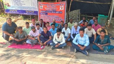 Sahibganj News:आश्वासन के बाद भी मांगें अधूरी,108 एंबुलेंस कर्मियों ने फिर खोला मोर्चा Sahibganj News:आश्वासन के बाद भी मांगें अधूरी,108 एंबुलेंस कर्मियों ने फिर खोला मोर्चा