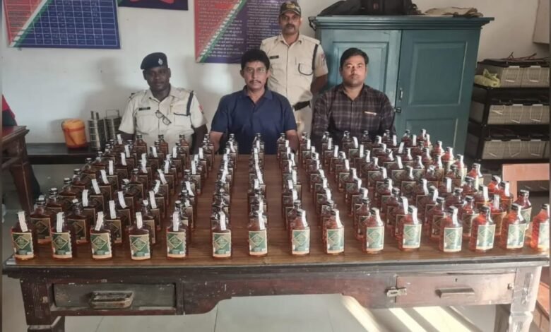 साहिबगंज पैसेंजर ट्रेन में 45 लीटर देसी शराब बरामद, कीमत ₹9,750