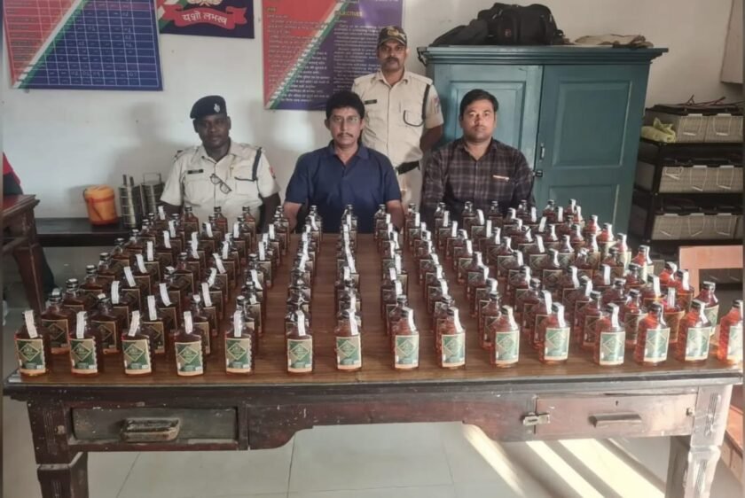 साहिबगंज पैसेंजर ट्रेन में 45 लीटर देसी शराब बरामद, कीमत ₹9,750