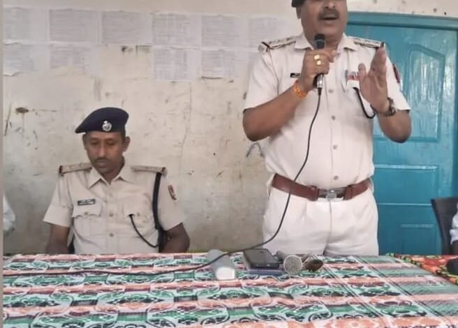 ऑपरेशन जनजागरण के तहत आरपीएफ का जागरूकता अभियान, छात्रों को रेलवे सुरक्षा के प्रति किया जागरूक ऑपरेशन जनजागरण के तहत आरपीएफ का जागरूकता अभियान, छात्रों को रेलवे सुरक्षा के प्रति किया जागरूक