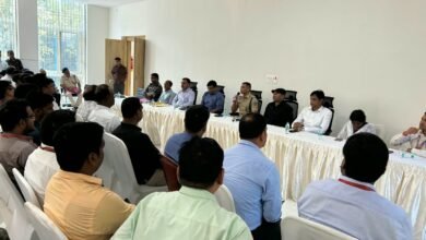 दुर्गा पूजा को लेकर पुलिस और प्रशासन अलर्ट, सुरक्षा व्यवस्था के लिए संयुक्त ब्रीफिंग दुर्गा पूजा को लेकर पुलिस और प्रशासन अलर्ट, सुरक्षा व्यवस्था के लिए संयुक्त ब्रीफिंग