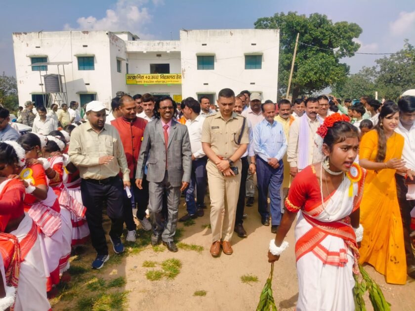 लातेहार के हेरहंज में नहन जयंती पर नागपुरी भाषा-संस्कृति संरक्षण कार्यक्रम