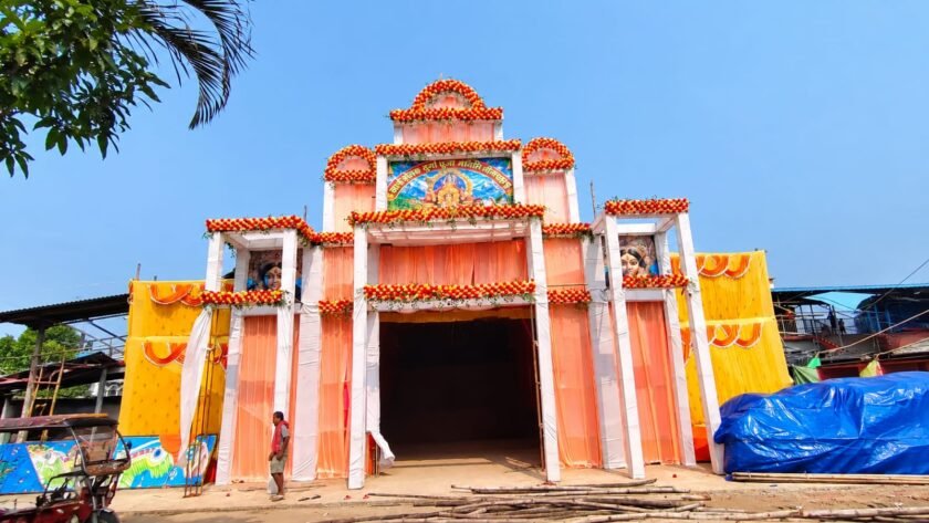 तीनपहाड़ में महासप्तमी पर निकलेगी भव्य कलश शोभायात्रा,1100 कन्याएं होंगी शामिल तीनपहाड़ में महासप्तमी पर निकलेगी भव्य कलश शोभायात्रा,1100 कन्याएं होंगी शामिल