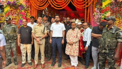 पंडालों में अग्नि सुरक्षा, विद्युत व्यवस्था, प्रवेश-निकास एवं भीड़ प्रबंधन को लेकर दिए आवश्यक दिशा-निर्देश पंडालों में अग्नि सुरक्षा, विद्युत व्यवस्था, प्रवेश-निकास एवं भीड़ प्रबंधन को लेकर दिए आवश्यक दिशा-निर्देश