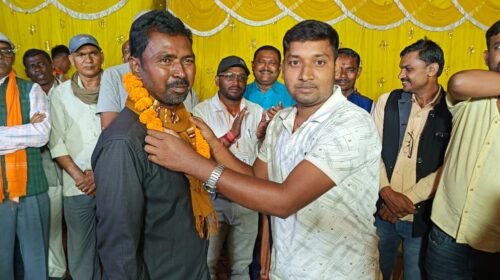 बंदुआ पंचायत में दुर्गा पूजा पर सांस्कृतिक कार्यक्रम का शुभारंभ, बाबा बर्फानी चिप स्टोन ने दिए 31 हजार रुपये