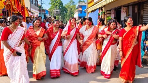 गंगा आरती की दिव्यता,डांडिया की धमक और आस्था के सैलाब के बीच संपन्न हुआ अमड़ापाड़ा का 102वां ऐतिहासिक दुर्गोत्सव