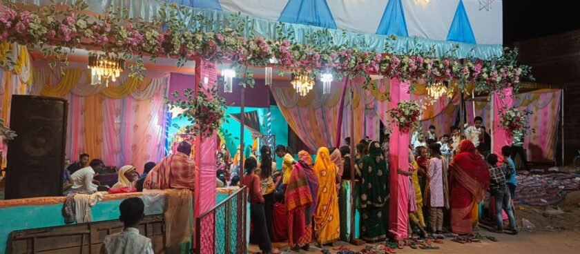 मनिका प्रखंड में शांतिपूर्ण तरीके से संपन्न हुआ दशहरा पर्व, मां दुर्गा की प्रतिमाओं का किया गया विसर्जन मनिका प्रखंड में शांतिपूर्ण तरीके से संपन्न हुआ दशहरा पर्व, मां दुर्गा की प्रतिमाओं का किया गया विसर्जन