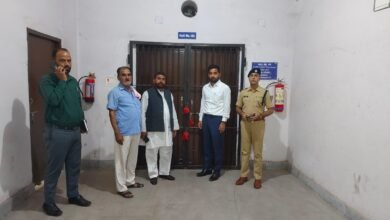 ईवीएम-वेयर हाउस का जिला निर्वाचन पदाधिकारी ने किया निरीक्षण ईवीएम-वेयर हाउस का जिला निर्वाचन पदाधिकारी ने किया निरीक्षण