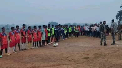 राजहार फुटबॉल टूर्नामेंट का समापन, तुलबुल की टीम बनी विजेता राजहार फुटबॉल टूर्नामेंट का समापन, तुलबुल की टीम बनी विजेता