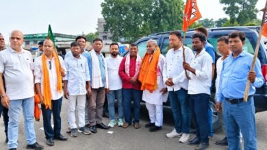 Littipada :लिट्टीपाड़ा में बाबूलाल मरांडी का जोरदार स्वागत, शहीदों को नमन के बाद कार्यकर्ताओं को दिया संगठन मजबूत करने का मंत्र Littipada :लिट्टीपाड़ा में बाबूलाल मरांडी का जोरदार स्वागत, शहीदों को नमन के बाद कार्यकर्ताओं को दिया संगठन मजबूत करने का मंत्र
