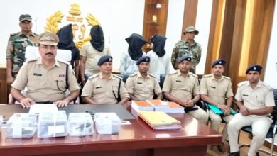 फायरिंग कर राशन दुकान लूटने वाले गिरोह का पर्दाफाश,चार अपराधी गिरफ्तार फायरिंग कर राशन दुकान लूटने वाले गिरोह का पर्दाफाश,चार अपराधी गिरफ्तार