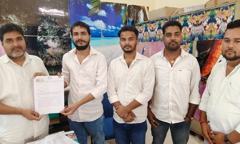 टोरी में आरओबी निर्माण की मांग पर आजसू का अल्टीमेटम, 28अक्टूबर से मालगाड़ियों का चक्का जाम करने की चेतावनी टोरी में आरओबी निर्माण की मांग पर आजसू का अल्टीमेटम, 28अक्टूबर से मालगाड़ियों का चक्का जाम करने की चेतावनी