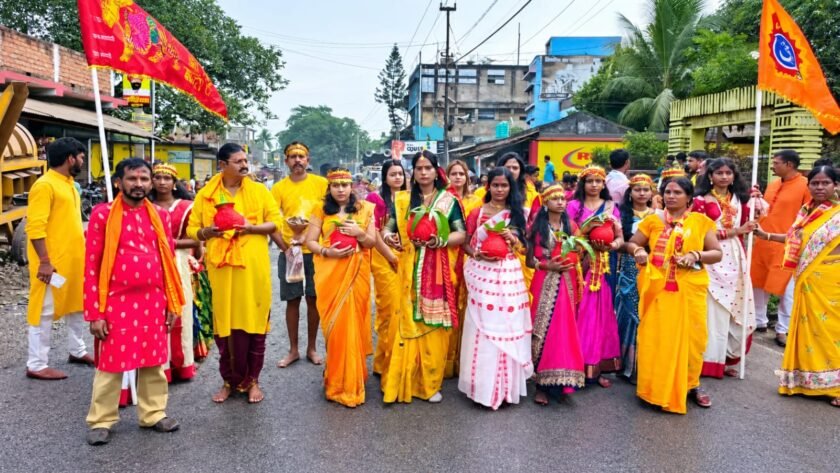 हिरणपुर दुर्गा पूजा 2026: कलश यात्रा के साथ शारदीय नवरात्र शुरू हिरणपुर दुर्गा पूजा 2026: कलश यात्रा के साथ शारदीय नवरात्र शुरू