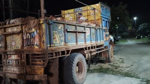 घाघरा सड़क हादसा: बॉक्साइट ट्रक की टक्कर से 22 वर्षीय युवक की मौत, एक घायल