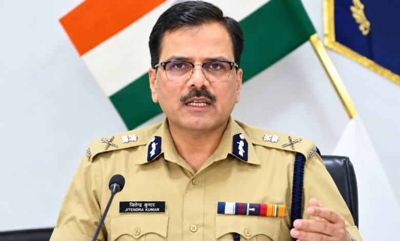 जितेंद्र कुमार ने संभाली आरपीएफ की कमान, साहिबगंज पोस्ट पर जताई गई खुशी जितेंद्र कुमार ने संभाली आरपीएफ की कमान, साहिबगंज पोस्ट पर जताई गई खुशी