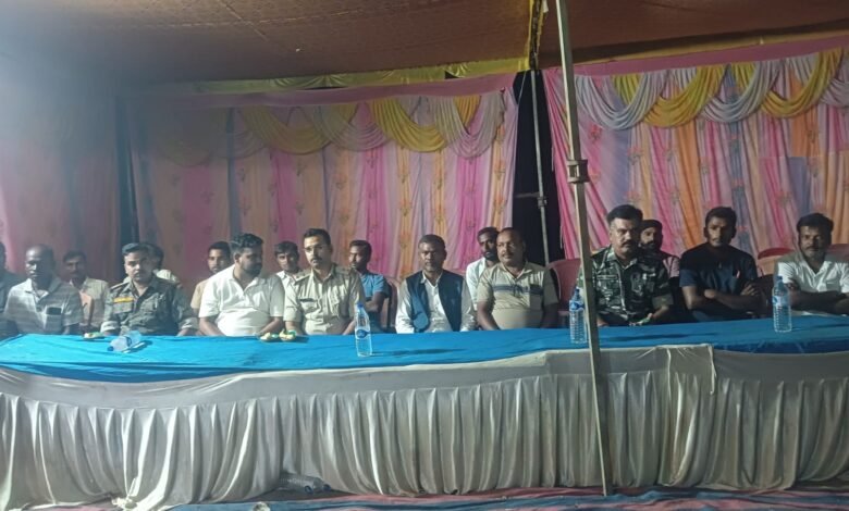 दुर्गापूजा में हुड़दंग करने वालों पर होगी कार्रवाई, मनिका पुलिस की चेतावनी दुर्गापूजा में हुड़दंग करने वालों पर होगी कार्रवाई, मनिका पुलिस की चेतावनी