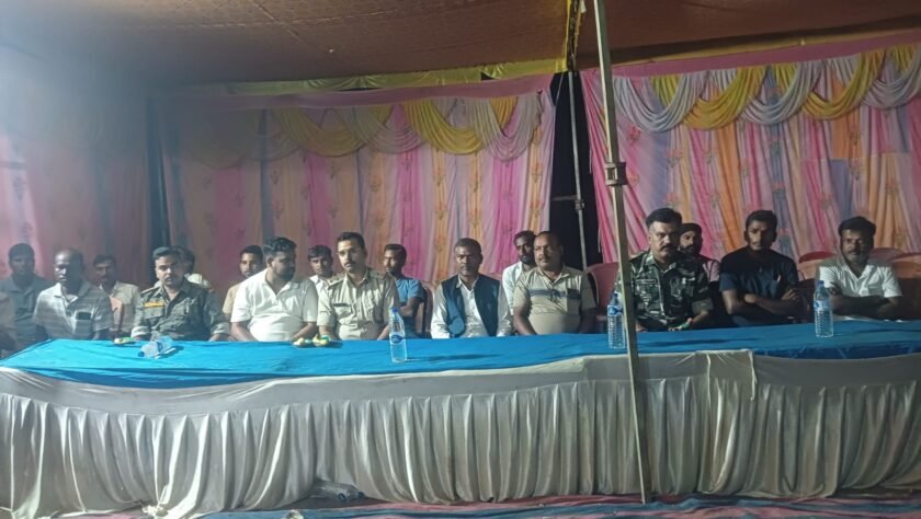 दुर्गापूजा में हुड़दंग करने वालों पर होगी कार्रवाई, मनिका पुलिस की चेतावनी दुर्गापूजा में हुड़दंग करने वालों पर होगी कार्रवाई, मनिका पुलिस की चेतावनी