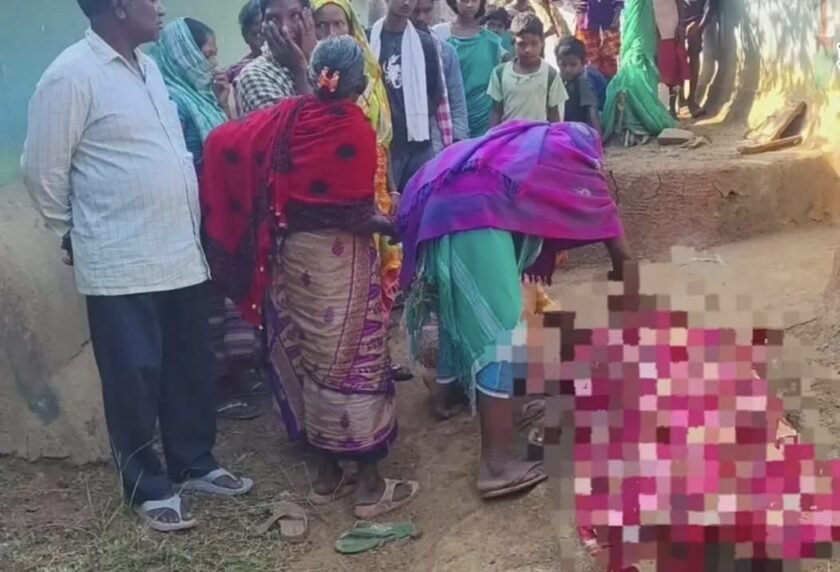 प्रेमिका के घर के दरवाजे पर फंदे से लटका मिला युवक का शव,गांव में सनसनी प्रेमिका के घर के दरवाजे पर फंदे से लटका मिला युवक का शव,गांव में सनसनी