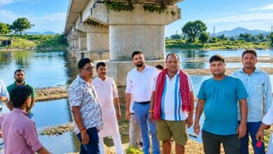 चाणक्य नगरी छठ घाट का नगर पंचायत अध्यक्ष ने लिया जायजा चाणक्य नगरी छठ घाट का नगर पंचायत अध्यक्ष ने लिया जायजा