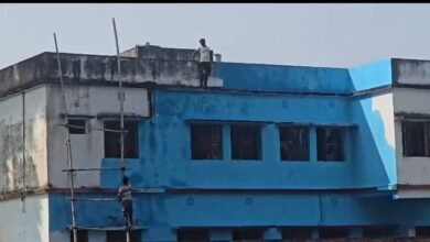 पाकुड़ के बेलडांगा प्राथमिक स्वास्थ्य केंद्र में पेंटिंग कार्य की गुणवत्ता पर सवाल पाकुड़ के बेलडांगा प्राथमिक स्वास्थ्य केंद्र में पेंटिंग कार्य की गुणवत्ता पर सवाल