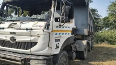 हिरणपुर के वास्ताडीह में ट्रेलर की चेचिस में लगी आग