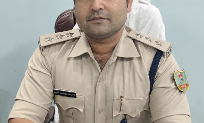 बरहेट में 900 बोतल कोडीन कफ सिरप बरामद,पुलिस जांच तेज बरहेट में 900 बोतल कोडीन कफ सिरप बरामद,पुलिस जांच तेज