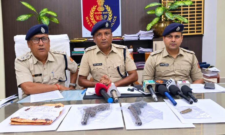 समशेरगंज में हथियारों के साथ पाकुड़ का युवक गिरफ्तार
