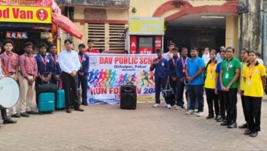पाकुड़:सुमन कुमार टुडू ने 100 मीटर दौड़ में जीता स्वर्ण पदक