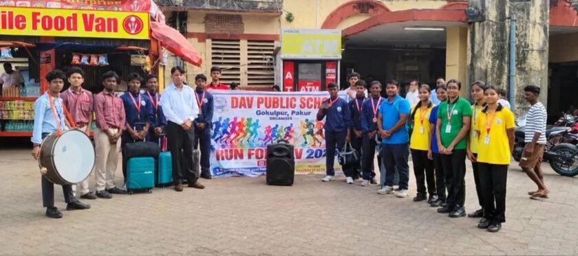 पाकुड़:सुमन कुमार टुडू ने 100 मीटर दौड़ में जीता स्वर्ण पदक