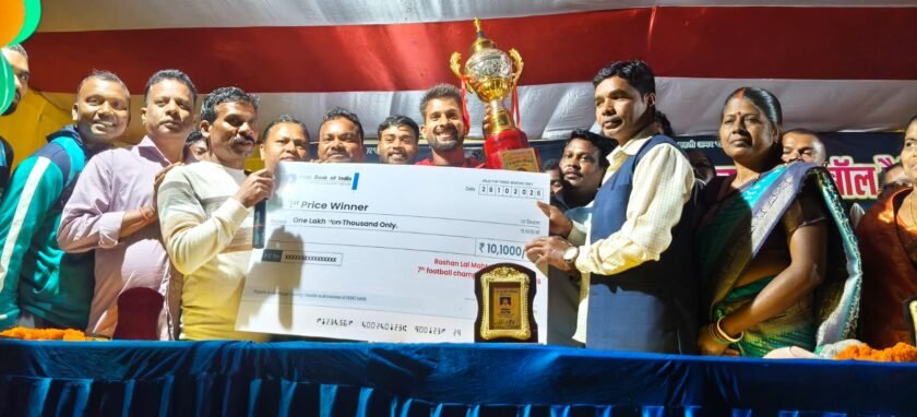 केदल फुटबॉल टूर्नामेंट के फाइनल में लालगंज चैंपियन, सुदेश महतो रहे मौजूद केदल फुटबॉल टूर्नामेंट के फाइनल में लालगंज चैंपियन, सुदेश महतो रहे मौजूद